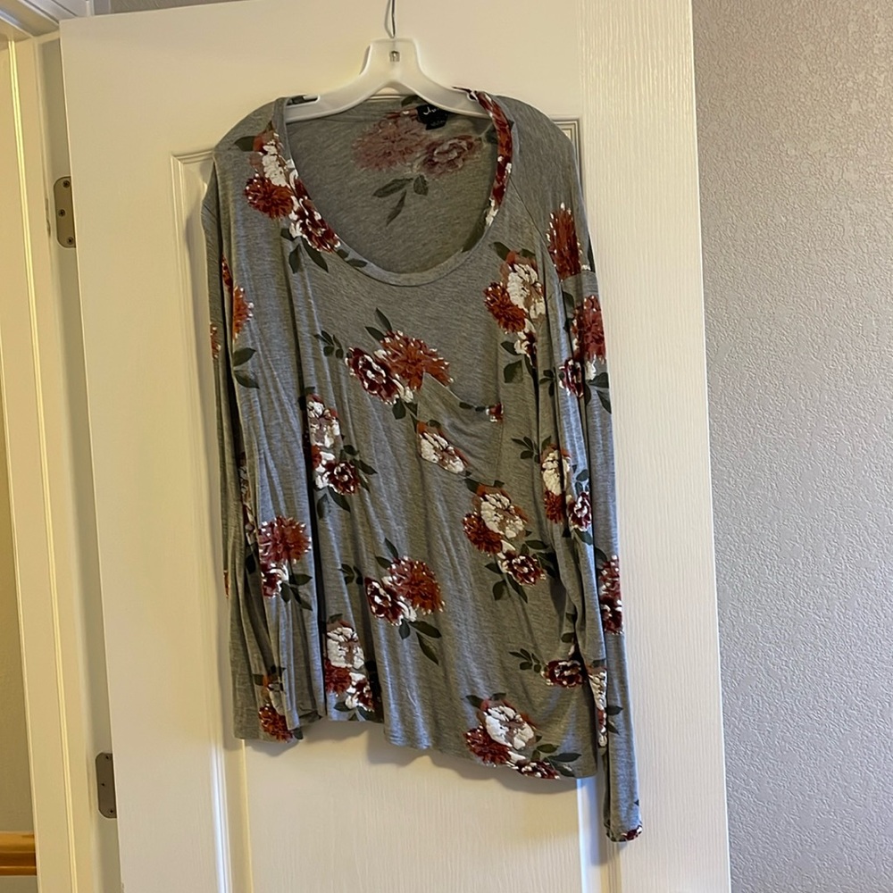 Long sleeve shirt, gray with flowers